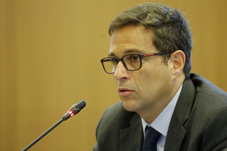 Parte da alta do dólar não tem fundamento, diz presidente do BC