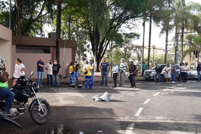 Devido à falha em urna, abertura dos portões atrasa na EEMZA