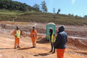 Dnit alerta trabalhadores da BR-381 sobre risco de dengue