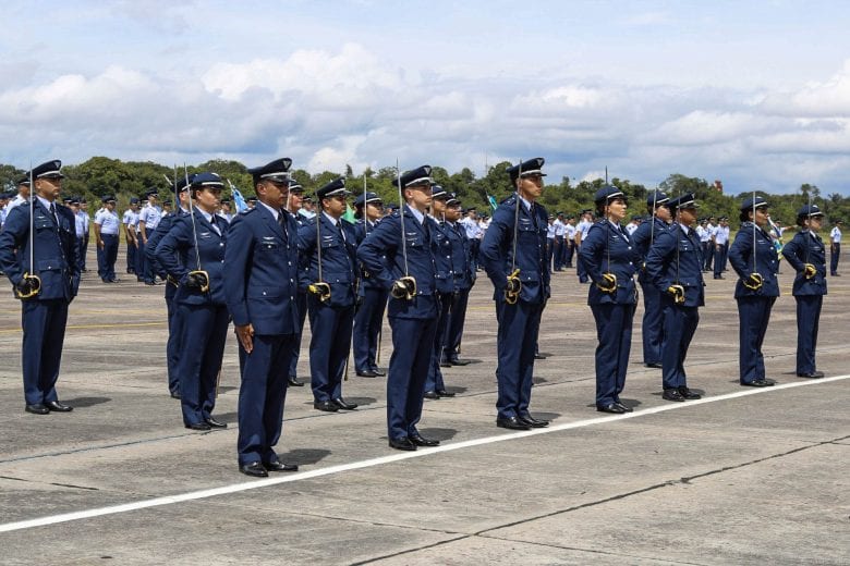 Saiu! Concurso Aeronáutica abre 813 vagas em diversas regiões; veja o edital