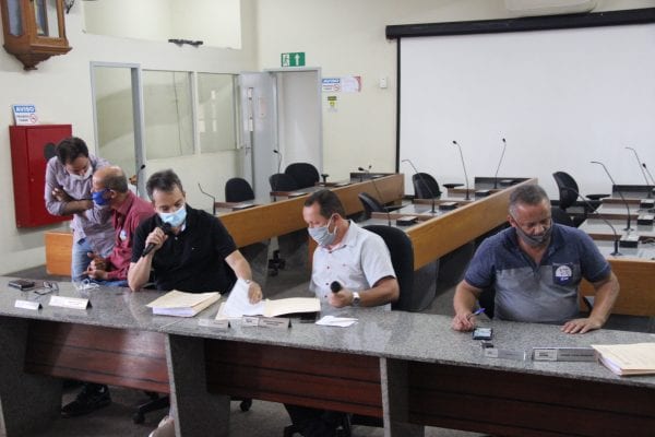 votação de lei orçamentária
