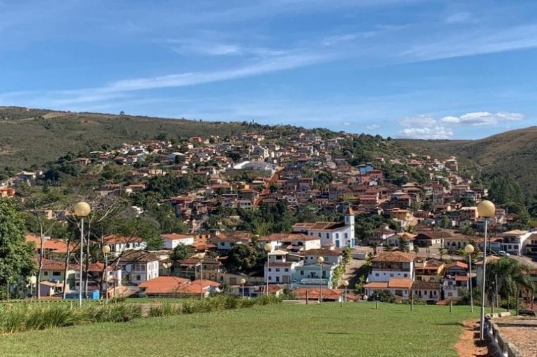 Copasa interrompe abastecimento de água em Conceição do Mato Dentro