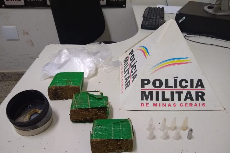 Polícia Militar apreende drogas em Barão de Cocais