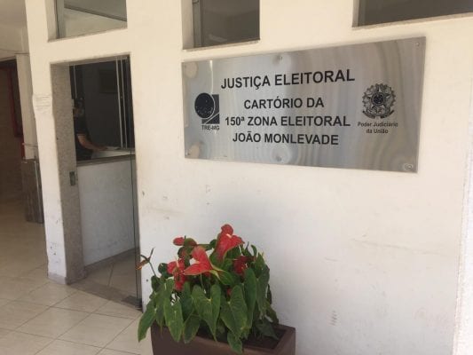 Carros de som com propagandas eleitorais devem respeitar distância de estabelecimentos em Monlevade e Piracicaba