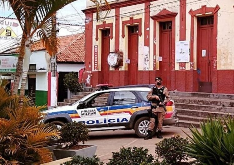 PM detém suspeitos de participar de homicídio em Santa Bárbara