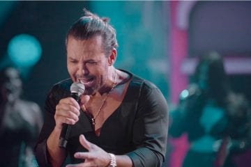 Eduardo Costa tem romance com outra participante de “A Fazenda”