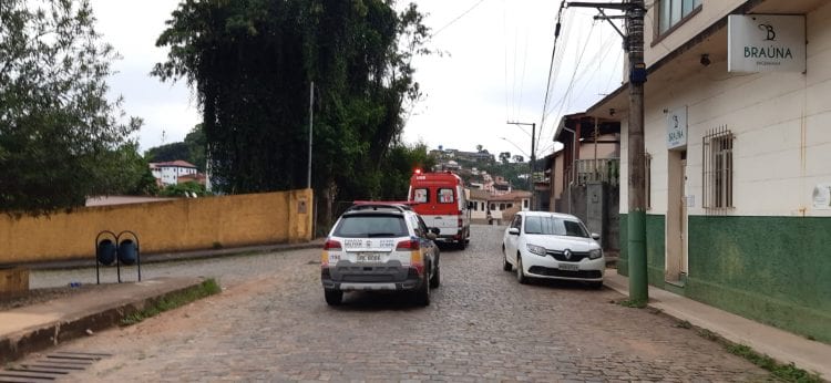 Em Itabira, idoso de 84 anos é agredido com porrete por filho
