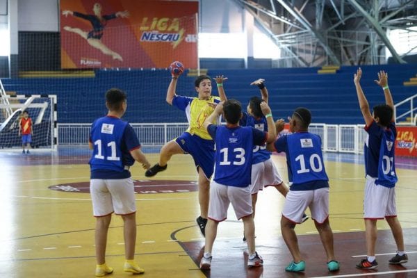 Confira as vagas remanescentes para os cursos de vôlei, basquete, futsal e handebol no Promorar