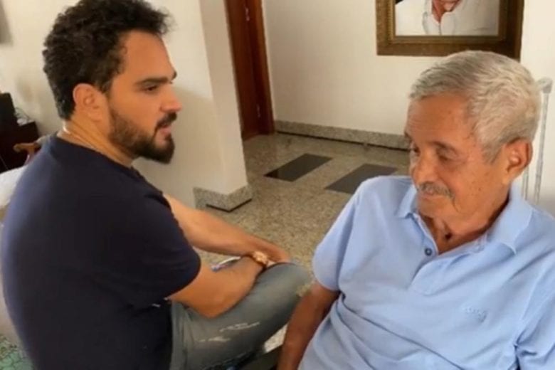 Luciano Camargo compartilha vídeo de Seu Francisco antes de morrer e deixa fãs emocionados