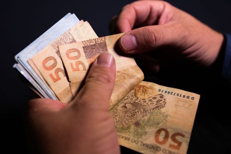 Renda Minas: nascidos em setembro recebem nesta quarta (25)
