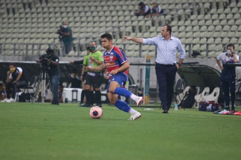 Rogério Ceni assume o Flamengo e pode estrear contra o São Paulo