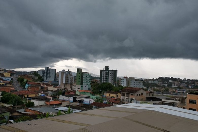 Alerta Laranja do Inmet: Minas Gerais pode registrar chuva intensa