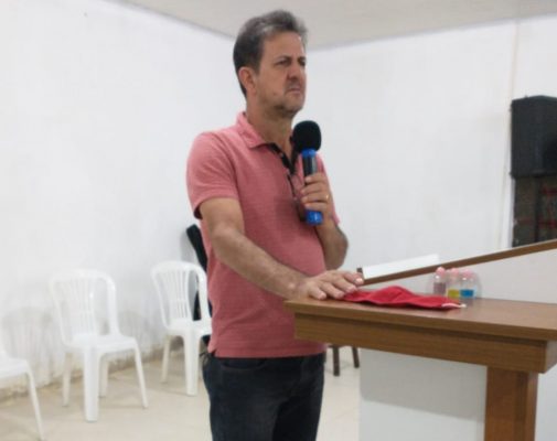 pastor João
