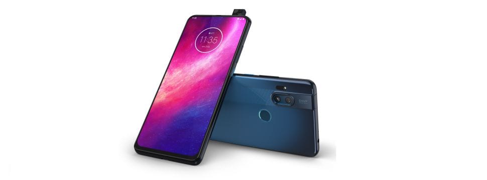 Testamos: Motorola One Hyper aposta em telona e sistema diferenciado para câmera frontal