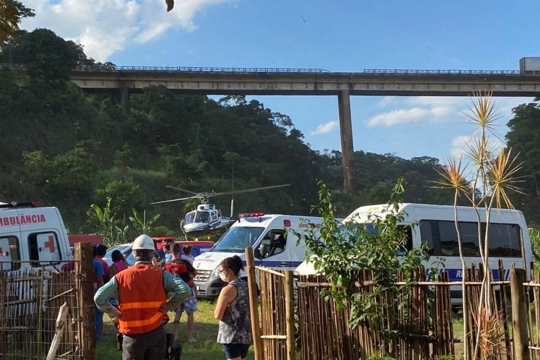 PRF fecha rodovia em trecho de acidente que matou 14 pessoas