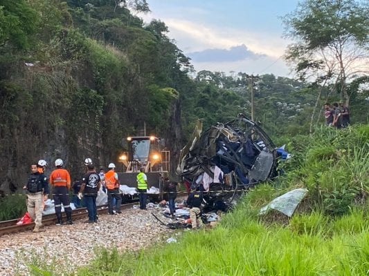 Comandante dos Bombeiros de Minas reconhece trabalho do Sevor em tragédia na BR-381