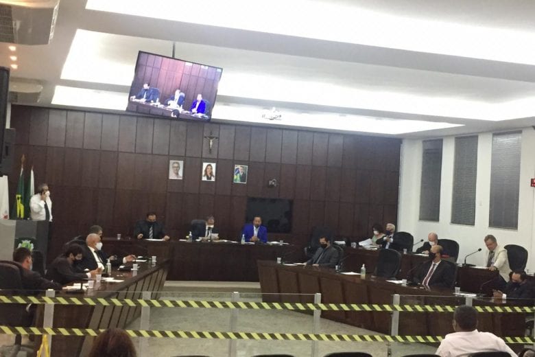 Última reunião da Câmara é marcada por despedidas e preocupação com coronavírus em Monlevade