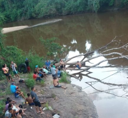 homem-morre-afogado-no-rio-do-peixe-em-carmesia