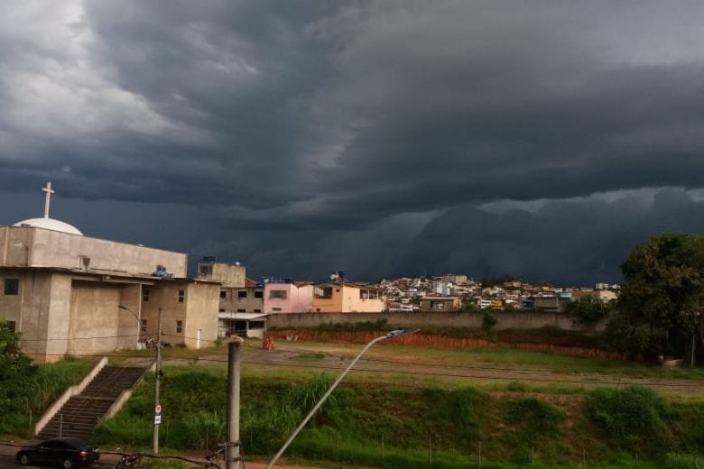 Sudeste começa 2021 com frente fria e temporais, isso inclui Itabira