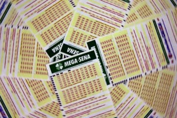 Acumulada, Mega-Sena sorteia hoje R$ 50 milhões
