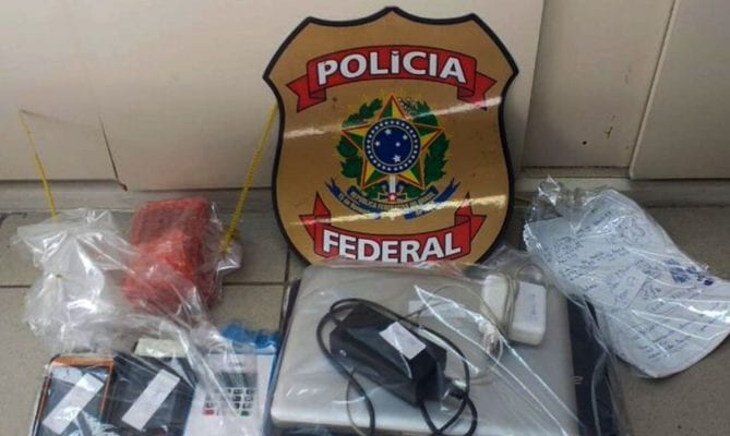 Polícia Federal deflagra operação contra fraudes com cartões da Caixa