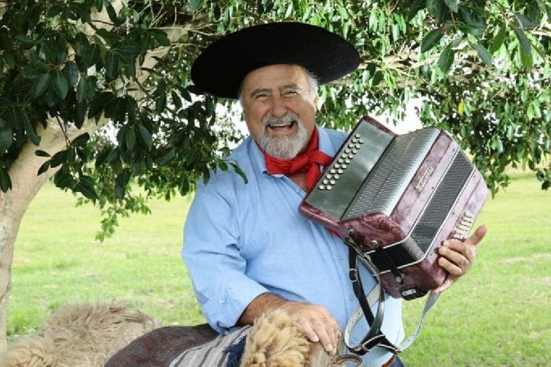 Gaúcho da Fronteira se apresenta no Terra da Padroeira deste domingo