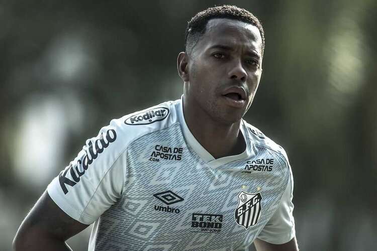 Santos vai se reunir com advogada de Robinho para rescindir contrato