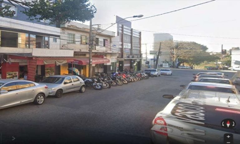 Idosa morre após cair em fosso e ser prensada por elevador em Contagem