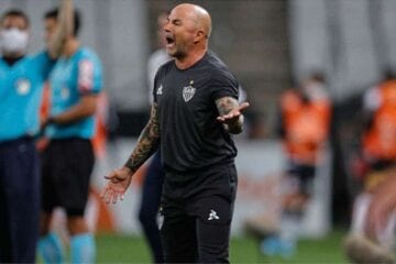 Sampaoli vê domínio e diz que Atlético pagou caro por erros contra o Vasco