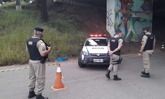 criança encontrada morta