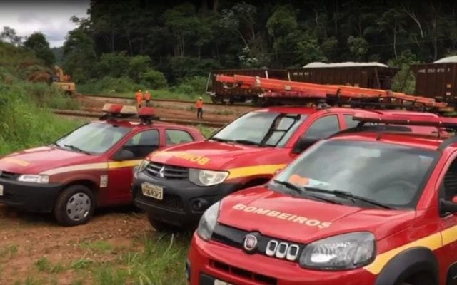 Bombeiros encontram duas vítimas do acidente na Ponta Torta