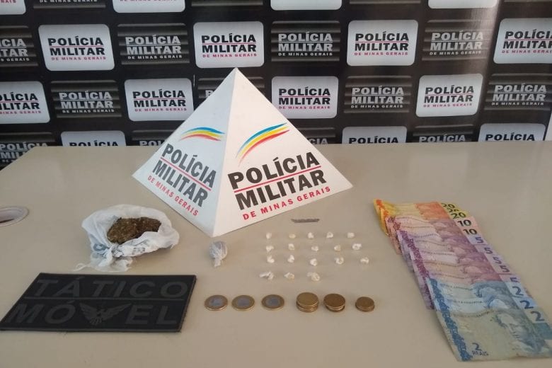 Polícia Militar apreende jovens com maconha e crack na praça do Lindinho em Monlevade
