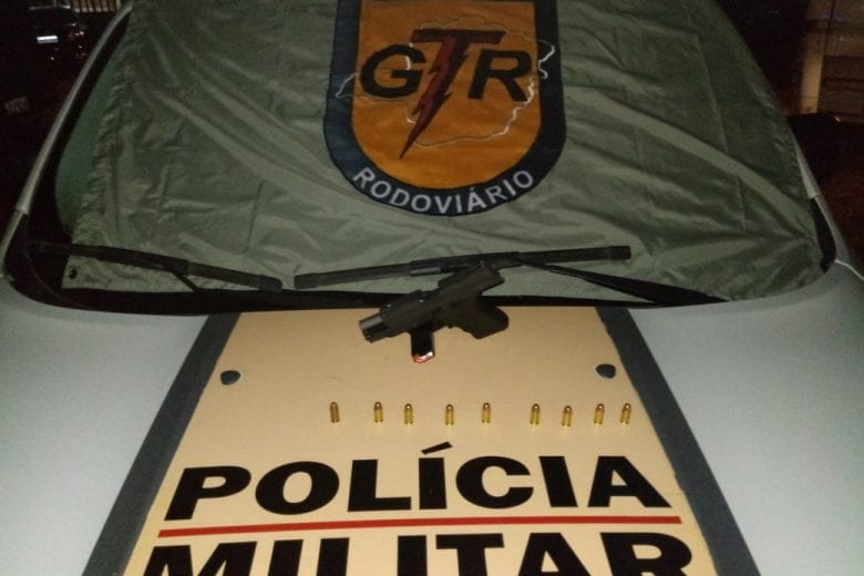 Tático Rodoviário apreende pistola durante operação na MG-436