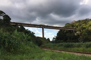 Caminhão envolvido no acidente é localizado e buscas continuam pela manhã no Rio Piracicaba