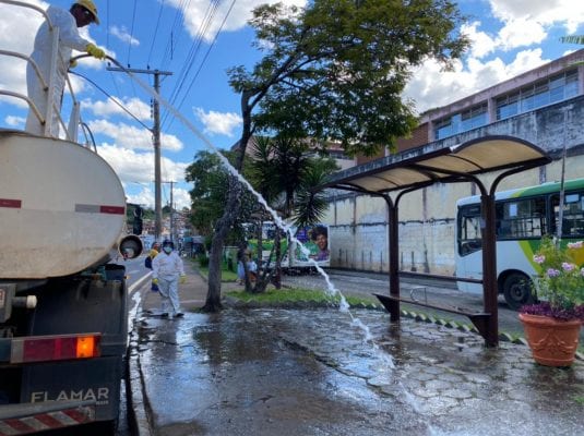 Itaurb inicia desinfecção em pontos de ônibus, Cras e Conselho Tutelar