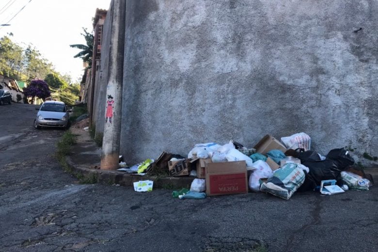 Readequação na Itaurb deixa lixos e entulhos acumulados pela cidade