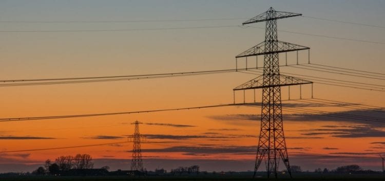 Bandeira vermelha nível dois segue nas contas de luz em setembro