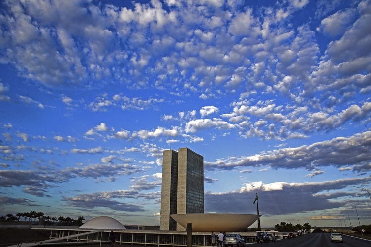 Cronograma das reformas está acertado, dizem Lira e Guedes Cronograma das reformas está acertado, dizem Lira e Guedes