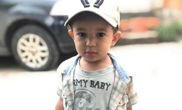 Após 12 dias internado, morre menino que engasgou com brinquedo