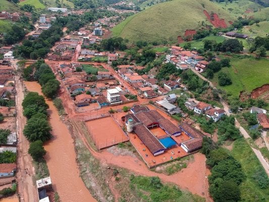 Região do bairro Chaves, em Santa Maria de Itabira, segue sem água