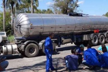 Transportadores de combustíveis confirmam paralisação em Minas nesta quinta
