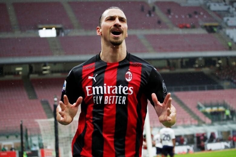 Ibrahimovic chega ao gol de número 500 por clubes