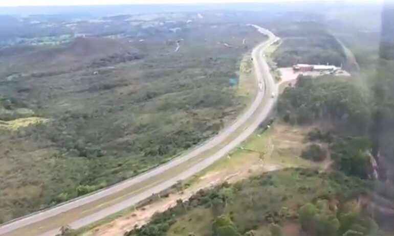 Greve dos caminhoneiros tem baixa adesão e rodovias seguem livres em Minas