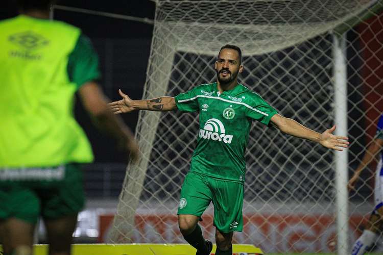Com atletas de América e Cruzeiro, aplicativo divulga Seleção da Série B