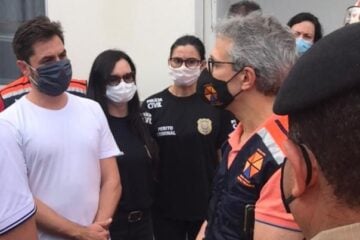 “Situação de muita tensão”, diz Bernardo Mucida em visita à Santa Maria de Itabira