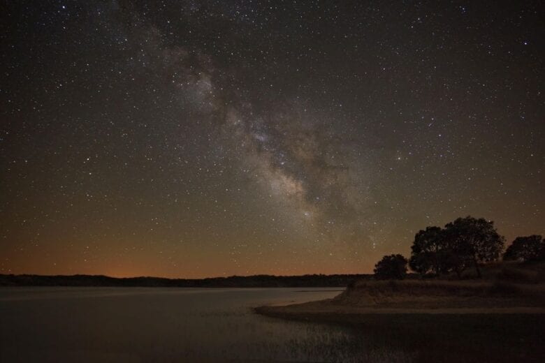 Dark Sky Alqueva: conheça o melhor lugar para observar estrelas em Portugal