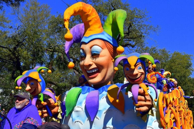 Sem desfiles, Mardi Gras em New Orleans terá shows online e casas enfeitadas