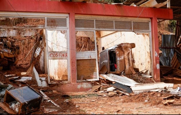 Moradores de Santa Maria lembram tragédia e falam das perdas