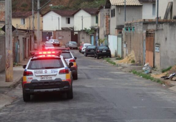 dois-homens-sao-baleados-nesta-sexta-feira-em-itabira