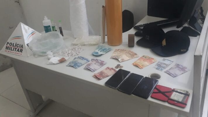 pm-apreende-mais-de-cem-pedras-de-crack-no-nova-vista